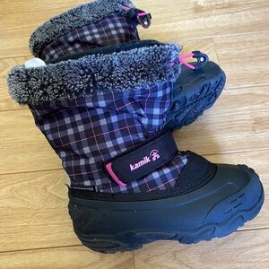 Kamik Black and Pink Checkered Boots with Fur Lining